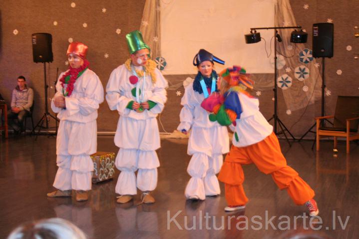 "Sniegavīru buramvārdi"